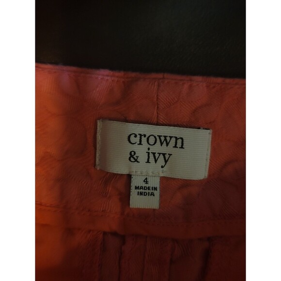 #440 | Pink Salmon Textured Crown & Ivy Scallop Shorts Size 4 - Picture 11 of 13